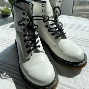 DOC MARTINS 1460 COMBAT BOOT- WOMEN’S